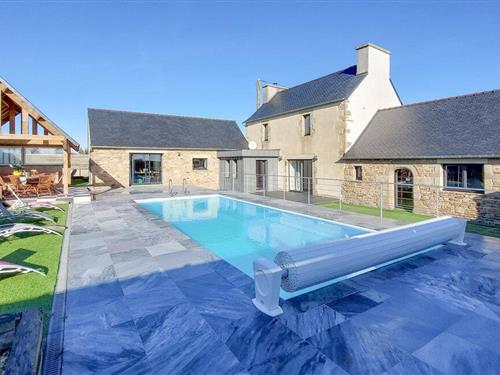 Holiday home - 10 persons -  - Goslan - 29880 - Guisseny