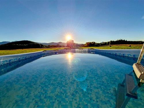 Feriehus - 8 personer -  - Debelo Brdo I - Gospic-Debelo Brdo - 53000 - Debelo Brdo I