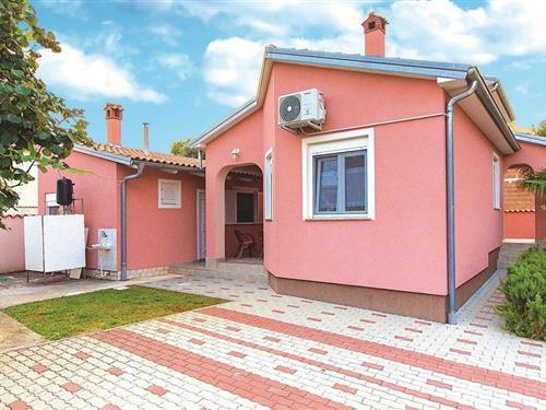 Holiday home - 7 persons -  - Betiga - Barbariga-Betiga - 52215 - Betiga