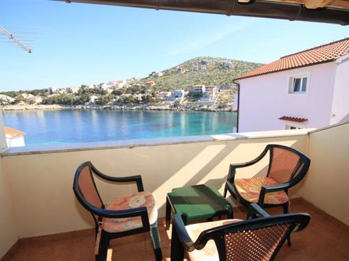 Holiday Home/Apartment - 2 persons -  - Bilo - 22202 - Bilo