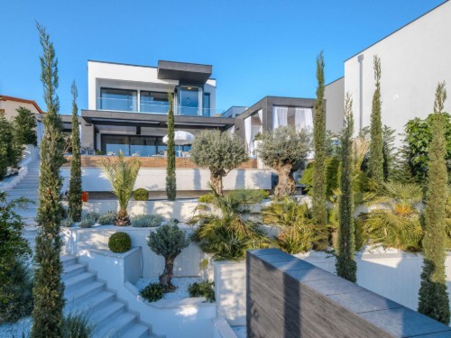 Feriehus - 8 personer -  - 51260 - Crikvenica