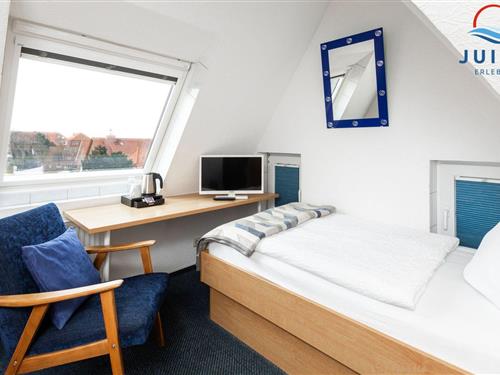 Holiday apartment - 1 person -  - Dünenstraße - 26571 - Juist