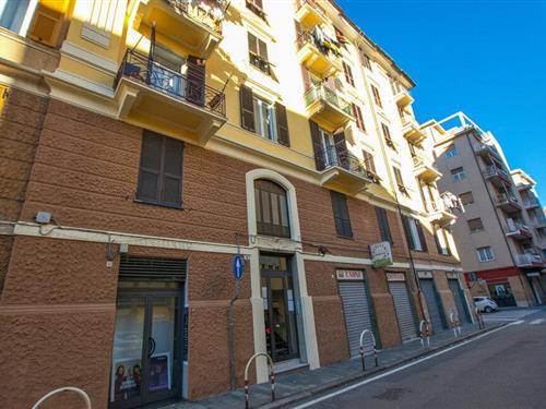 Ferieleilighet - 5 personer -  - Via Collodi - 17100 - Savona