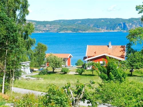 Holiday Home/Apartment - 6 persons -  - Holma Håbäck - 45491 - Brastad