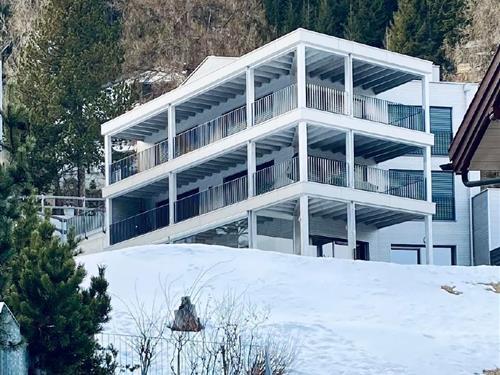 Holiday Home/Apartment - 4 persons -  - Schatzalpstrasse - 7270 - Davos Platz