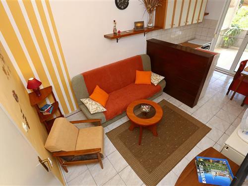 Holiday Home/Apartment - 2 persons -  - Mate Balote - 23000 - Zadar