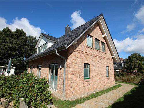 Holiday Home/Apartment - 6 persons -  - Fehrstieg - 25938 - Wyk Auf Föhr