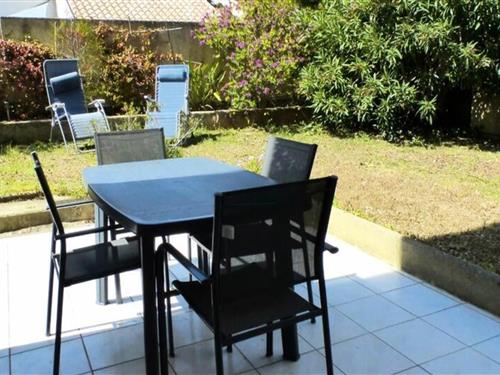 Sommerhus - 4 personer -  - 83140 - Six-Fours-Les-Plages