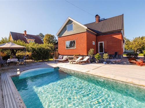 Sommerhus - 7 personer -  - Rönnvägen - 702 83 - Örebro