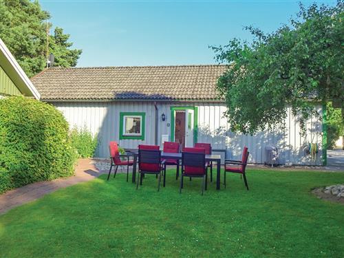 Holiday Home/Apartment - 6 persons -  - Södra Gyllenbergsvägen - Höllviken/Näset - 236 31 - Höllviken