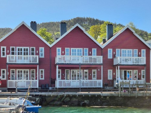 Holiday apartment - 5 persons -  - Fabrikkvegen - Sveio/Vestland - 5551 - Auklandshamn