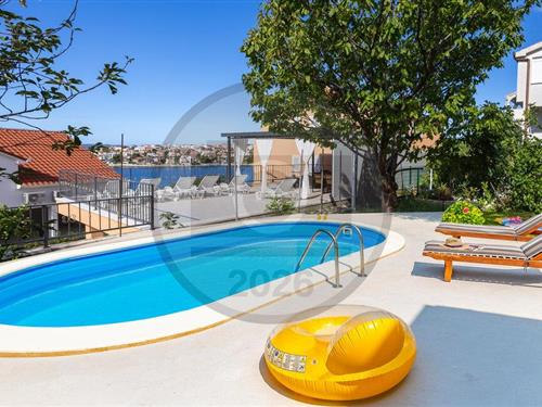 Ferielejlighed - 8 personer -  - Dalmatinska - Ciovo-Okrug Gornji - 21223 - Okrug Gornji