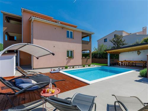 Holiday home - 12 persons -  - Pula - 52100