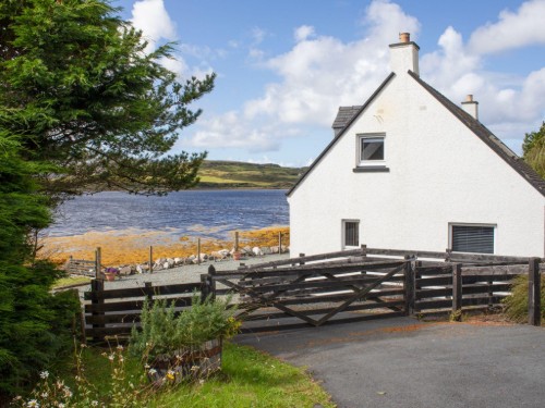 Ferienhaus - 6 Personen -  - IV55 8GU - North Skye