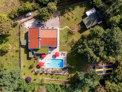 Sommerhus - 8 personer -  - Nedescina - 52231