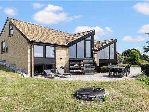 Sommerhus - 14 personer -  - Øer Højden - Øer - 8400 - Ebeltoft