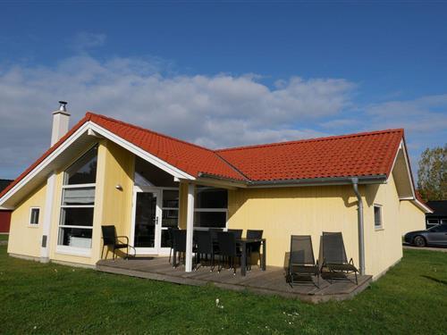 Holiday Home/Apartment - 8 persons -  - Strandstraße - 23775 - Großenbrode