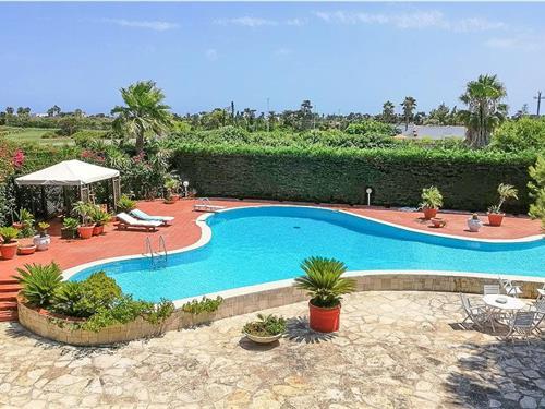 Ferielejlighed - 4 personer -  - Via dei Gheppi - 71100 - Frigole