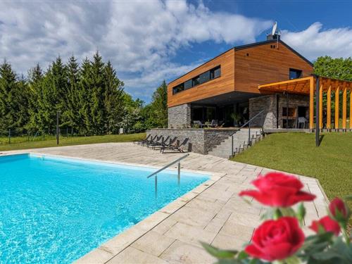 Holiday home - 6 persons -  - Strmac - Plitvicka Jezera - Slunj - 47240 - Slunj