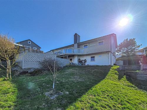 Sommerhus - 6 personer -  - Kirkevikvegen - Askøy - 5307 - Ask