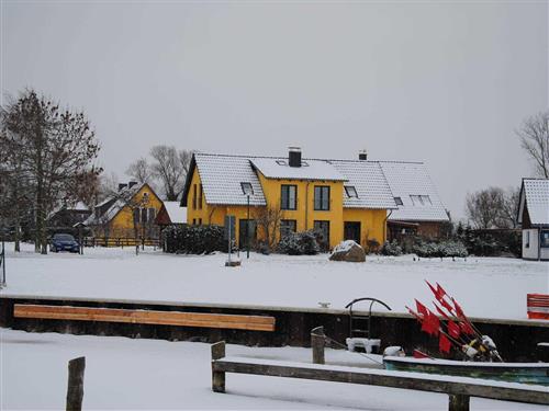 Holiday home - 6 persons -  - Hafenweg - 18317 - Saal / Neuendorf