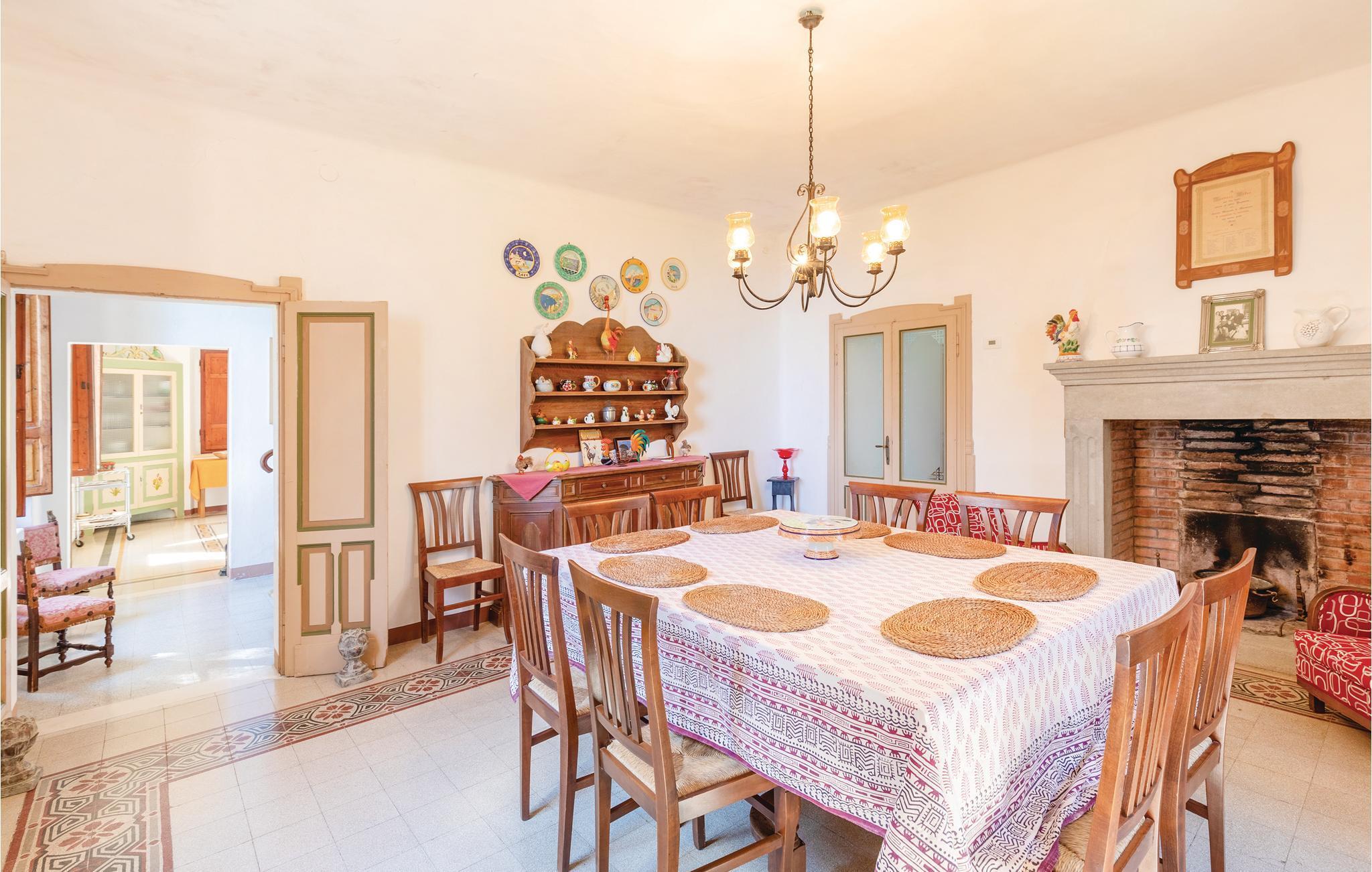 Holiday Home Apartment 10 Persons Voc Pian Del Rocchio San Venanzo 05010 San Venanzo Tr 140 Ius181 Feline Holidays