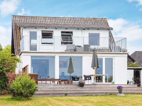 Holiday home - 8 persons -  - Hestehavevej - Præstø - 4720 - North And East Zealand