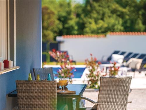 Feriehus - 6 personer -  - Dvorine - 52100 - Banjole