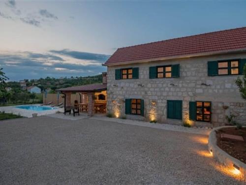 Sommerhus - 8 personer -  - 21260 - Imotski