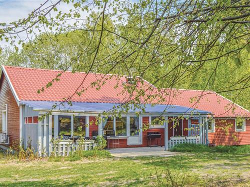 Holiday Home/Apartment - 7 persons -  - Björksäter - Färingsö - 179 97 - Färentunna