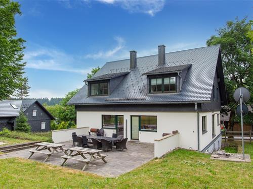 Holiday home - 10 persons -  - 98749 - Eisfeld