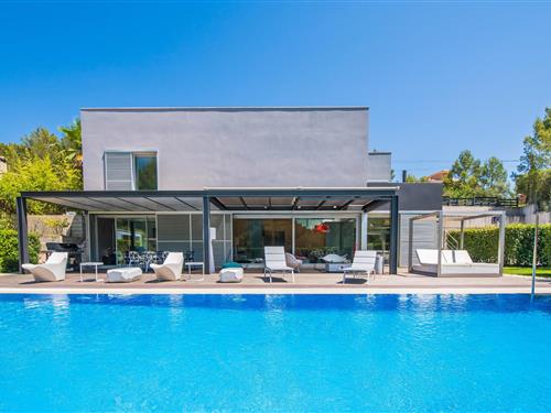 Holiday home - 8 persons -  - Urbanitzacio Sa Coma - Casa Croc, Bunyola - 07193 - Bunyola