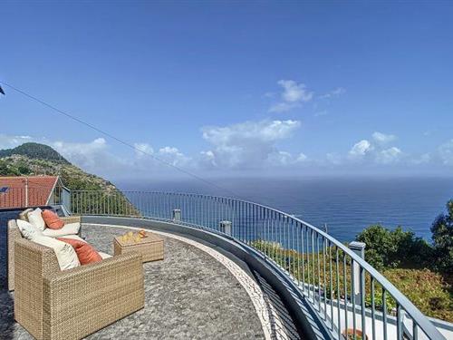 Holiday Home/Apartment - 4 persons -  - 9270-031 - Porto Moniz