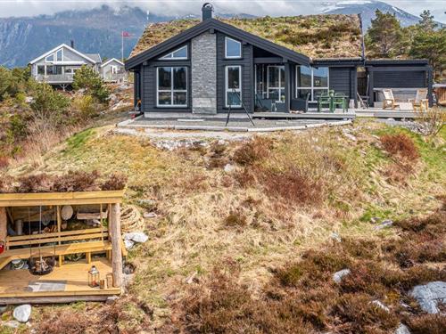 Sommerhus - 6 personer -  - Artvåghøgda - Leira - 6590 - Tustna