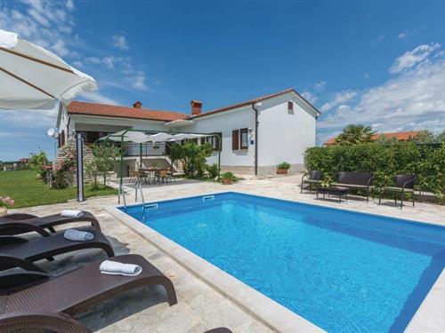 Holiday home - 8 persons -  - Nova Vas - Novigrad-Nova Vas - 52474 - Brtonigla