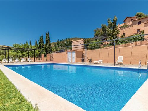 Holiday home - 17 persons -  - Calle Almijara S/N - 29710 - Periana