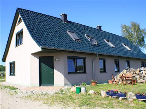 Ferienwohnung - 3 Personen -  - Samtens / Berglase, Dorfstr. - 18573 - Samtens