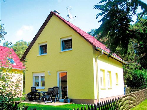 Holiday Home/Apartment - 5 persons -  - Waldweg - 18556 - Breege