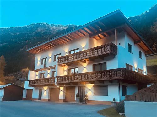 Holiday apartment - 3 persons -  - Zaunhof-Enzenstall - 6481 - Sankt Leonhard Im Pitztal