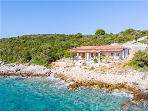 Holiday home - 5 persons -  - Lovište - 20269