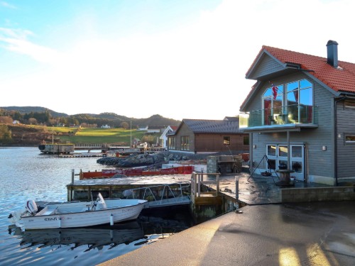 Holiday home - 6 persons -  - 5413 - Huglo