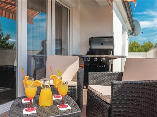 Holiday Home/Apartment - 5 persons -  - Svetog Martina - Zadar-Sukosan - 23206 - Sukosan