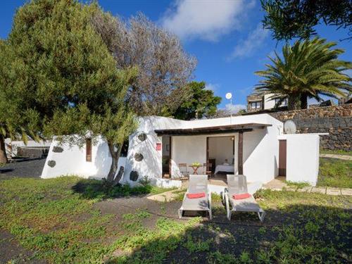 Holiday Home/Apartment - 2 persons -  - 35530 - Teguise (Lanzarote)
