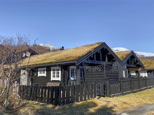 Holiday home - 8 persons -  - Fjellsætra - Fjellsætra/Sykkylven - 6220 - Straumgjerde