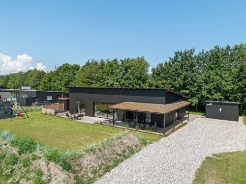 Sommerhus - 12 personer -  - Dyrehaven - Øster Hurup - 9560 - Hadsund