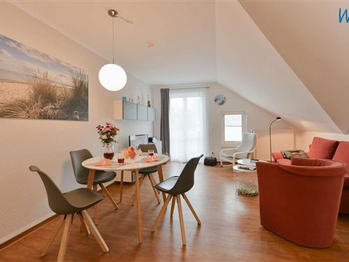 Holiday Home/Apartment - 5 persons -  - Zinglingstrasse - 18609 - Binz