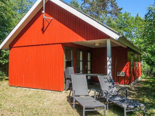 Sommerhus - 6 personer -  - Markusvejen - Østre Sømark - 3720 - Åkirkeby