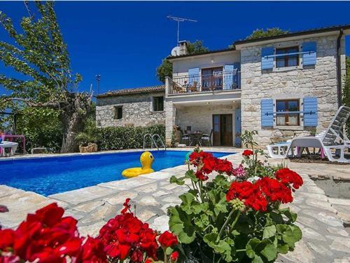 Holiday home - 4 persons -  - Fuskulin - 52440 - Porec