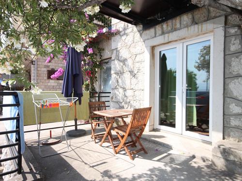 Feriehus / leilighet - 2 personer -  - Gradac - 21330 - Gradac