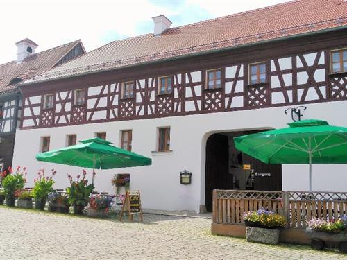 Holiday Home/Apartment - 3 persons -  - Marktplatz - 95698 - Bad Neualbenreuth